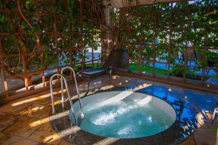 Piscinas 24 No Lacqua Diroma