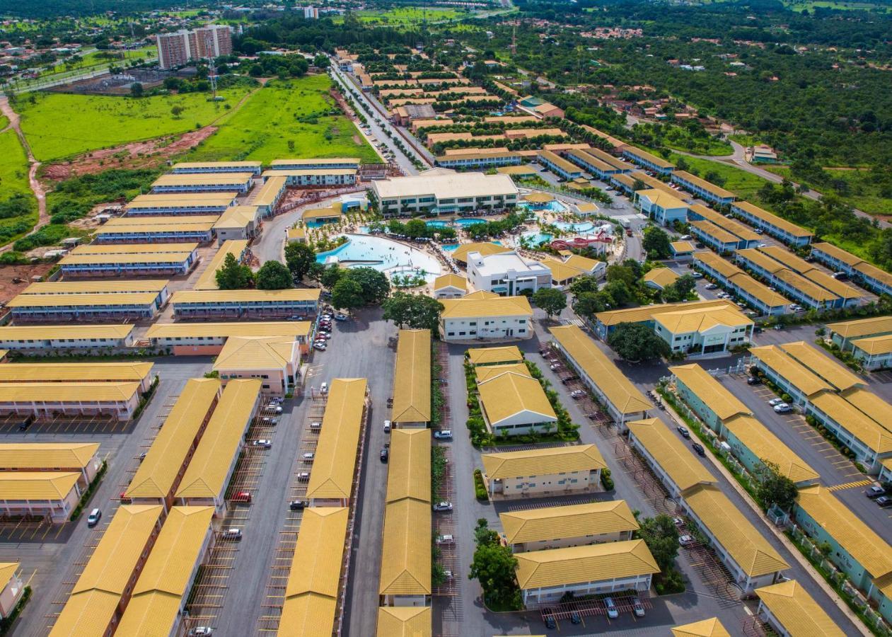 Piscinas 24 No Lacqua Diroma Apartamento
